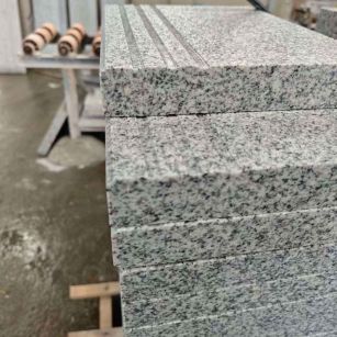 伊春芝麻白楼梯踏步