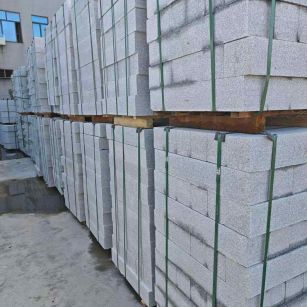 伊春芝麻白路牙石，路侧石