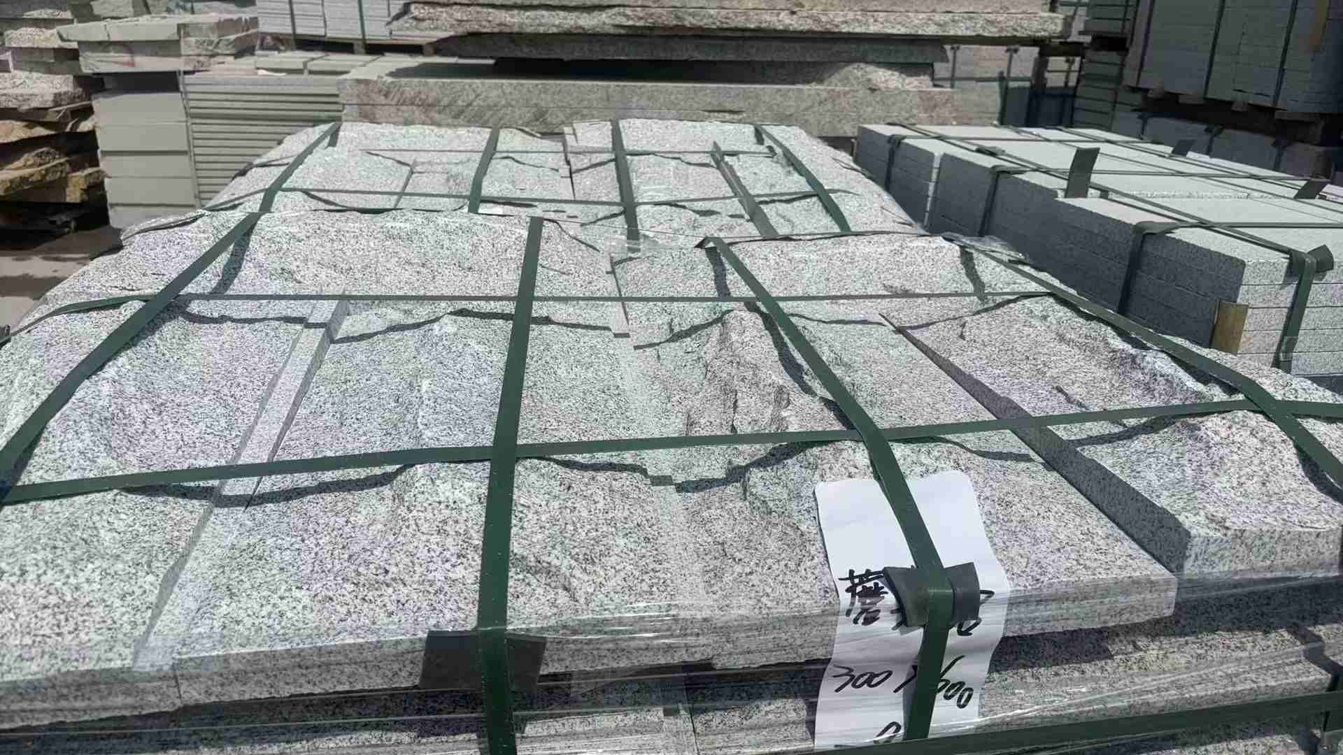 伊春蘑菇石 自然面