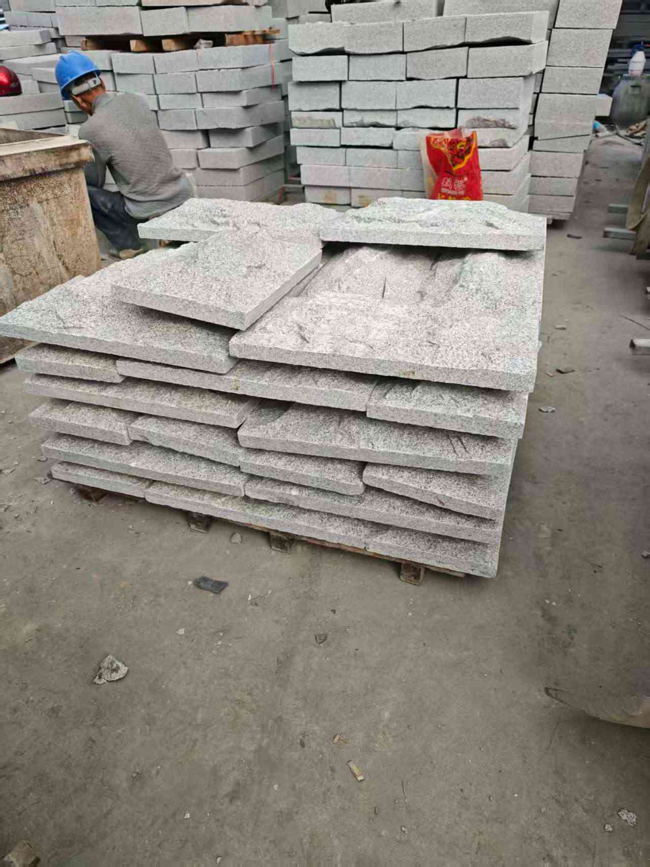 伊春芝麻白蘑菇石，自然面